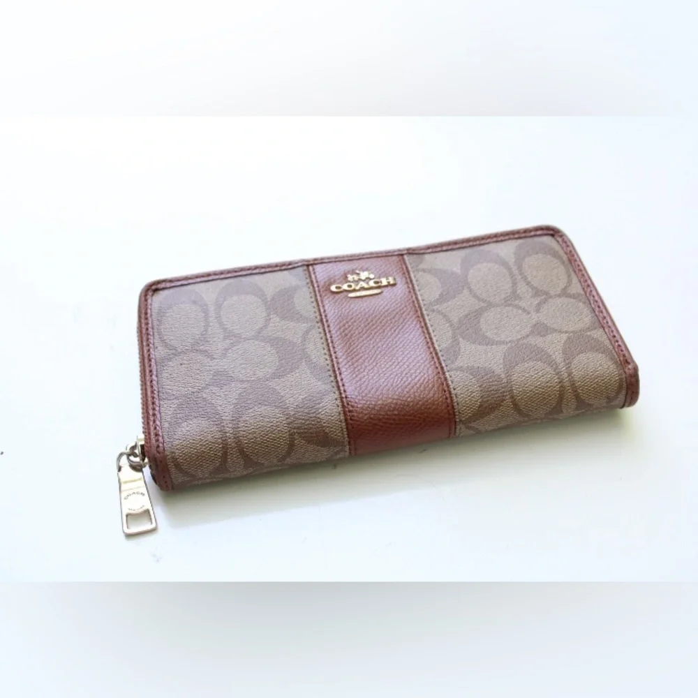 Coach accordion zip wallet
